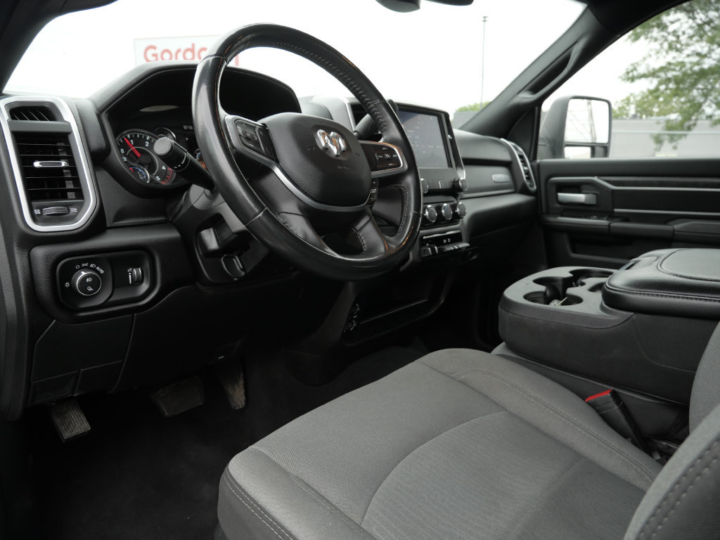 Used 2024 RAM 3500 Big Horn AWD/4WD image 10