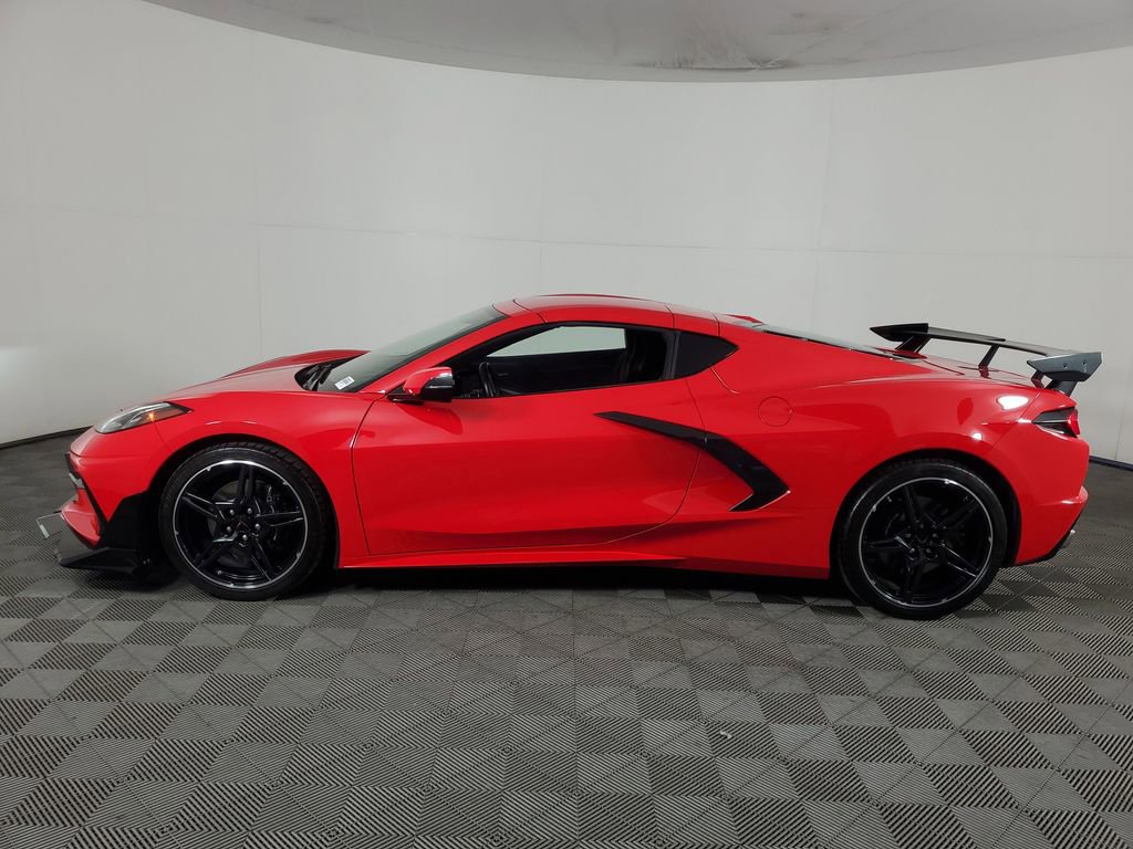 Used 2025 Chevrolet Corvette Stingray Coupe w/ 1LT RWD image 7