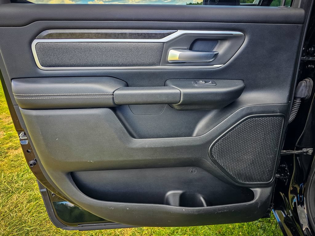 Used 2020 RAM 1500 Big Horn AWD/4WD image 33