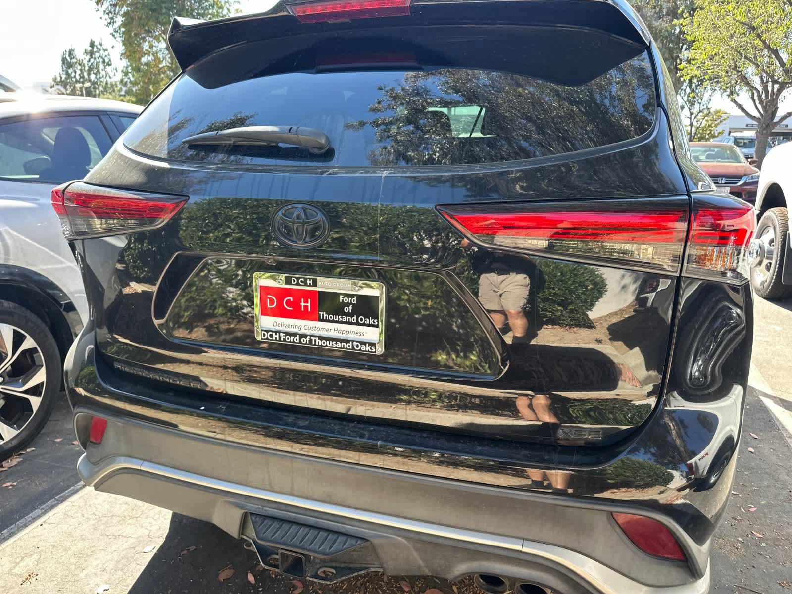 Used 2021 Toyota Highlander XSE FWD image 5