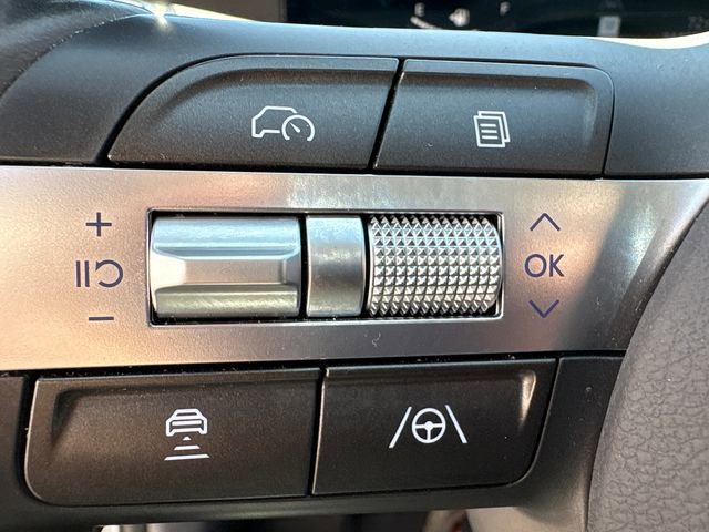 Used 2026 Hyundai Kona SEL Sport FWD image 29