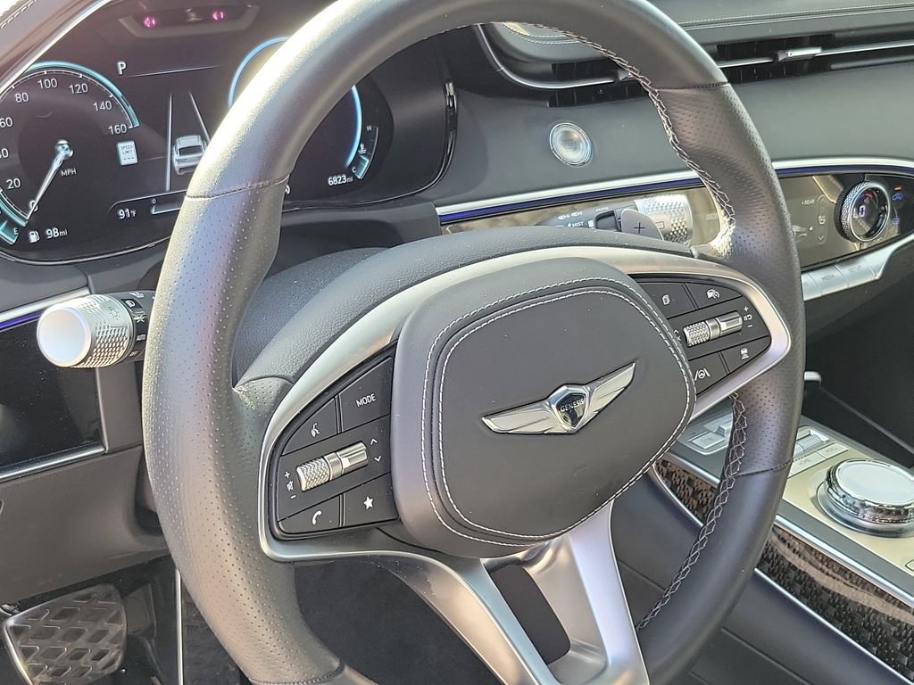New 2025 Genesis GV70 3.5T Sport w/ Sport Prestige Package AWD/4WD image 8