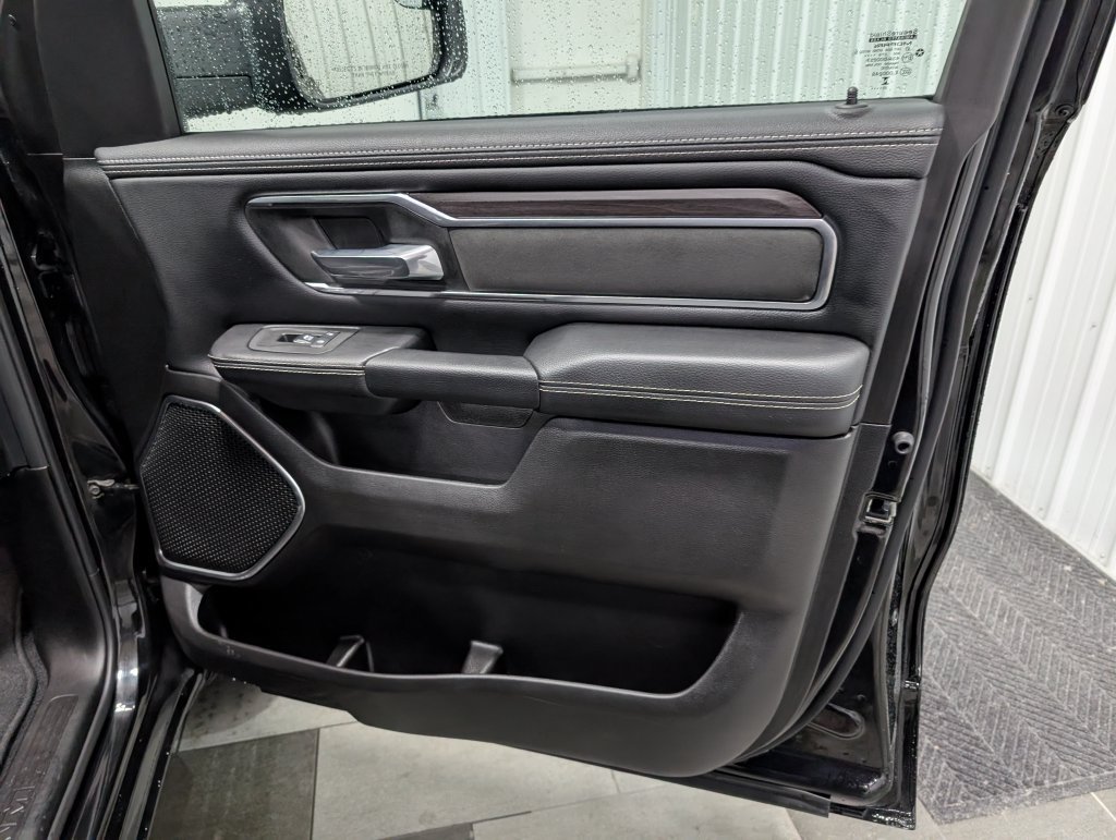 Used 2026 RAM 1500 Laramie AWD/4WD image 28