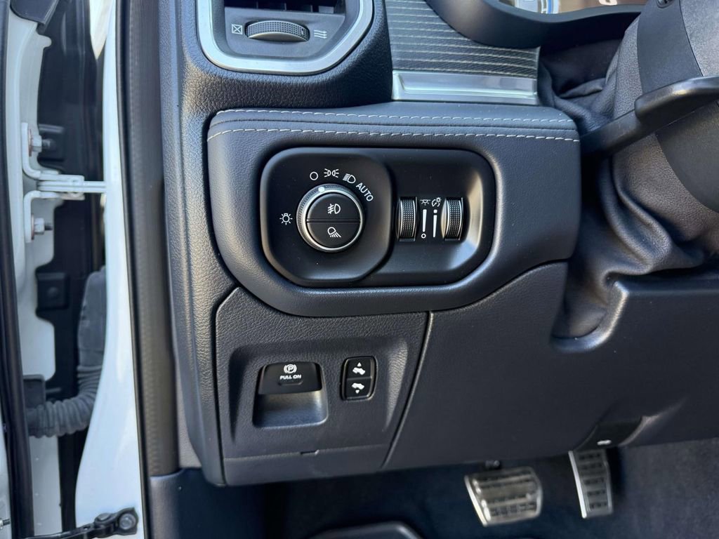 Used 2022 RAM 1500 Limited image 14