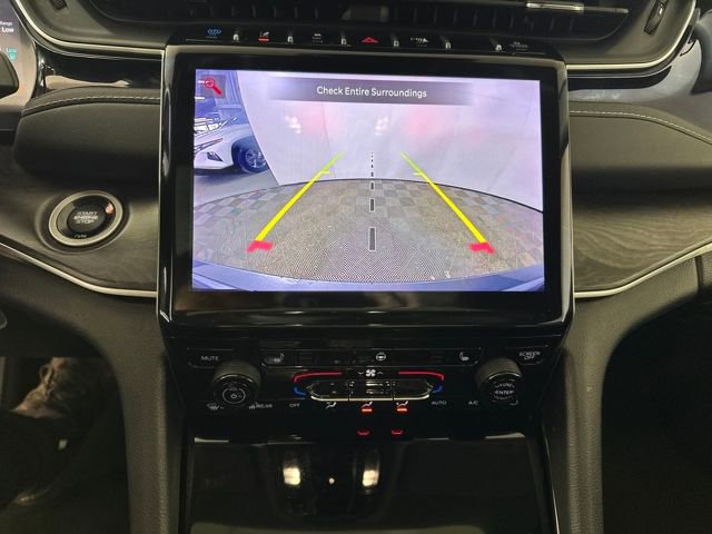 Used 2023 Jeep Grand Cherokee 4WD 4xe image 22