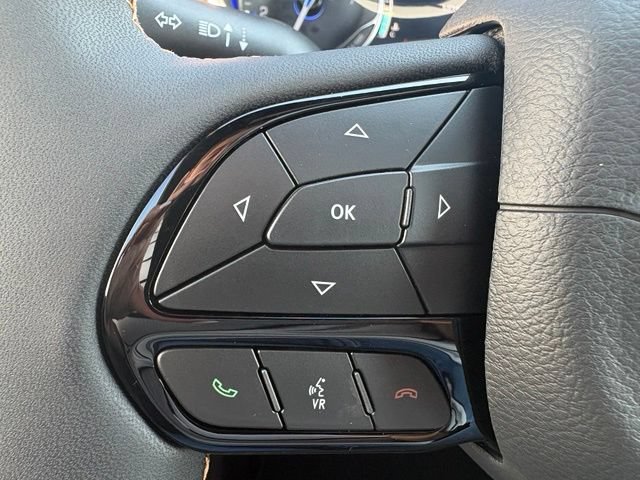 New 2027 Chrysler Pacifica Pinnacle w/ Theater Group FWD image 25