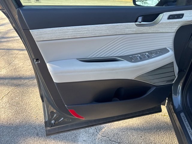 Used 2024 Hyundai Palisade Calligraphy image 16