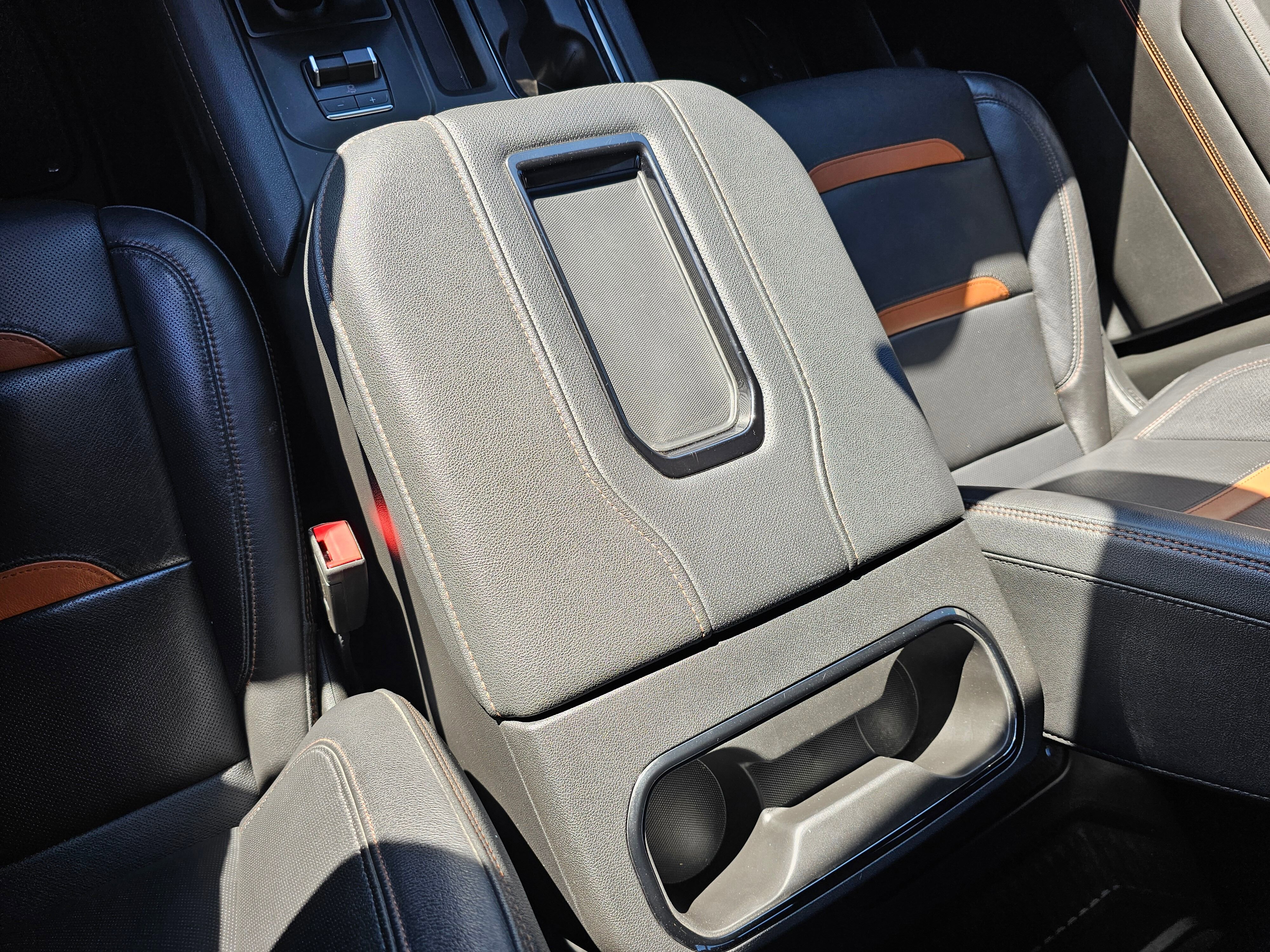 Used 2022 GMC Sierra 1500 AT4 w/ AT4 Preferred Package image 23