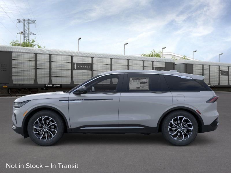 New 2026 Lincoln Nautilus Premier image 32