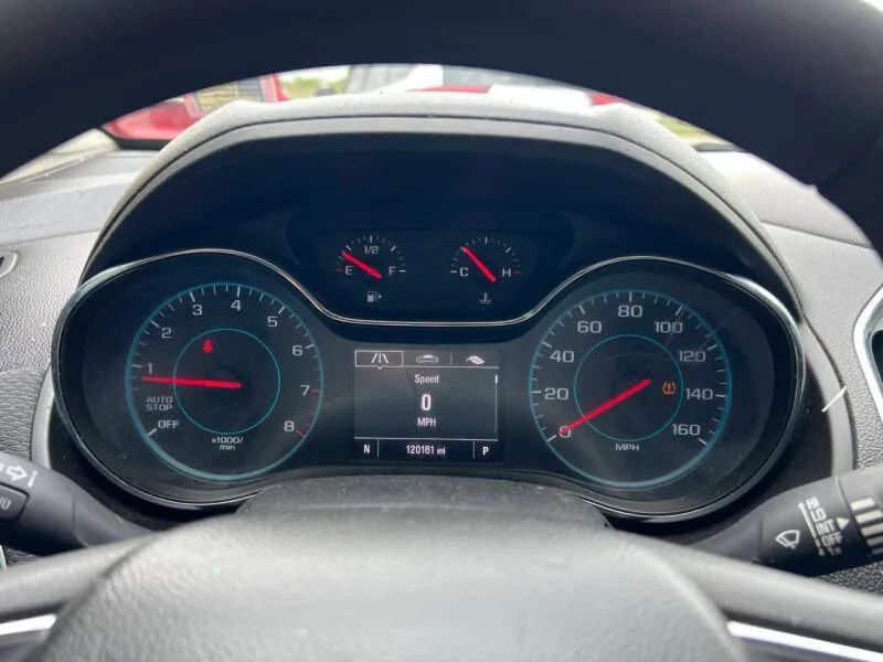 Used 2018 Chevrolet Cruze LS image 21