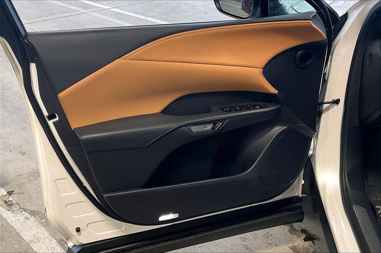 Used 2023 Lexus RX 350 Premium w/ Accessory Package image 28