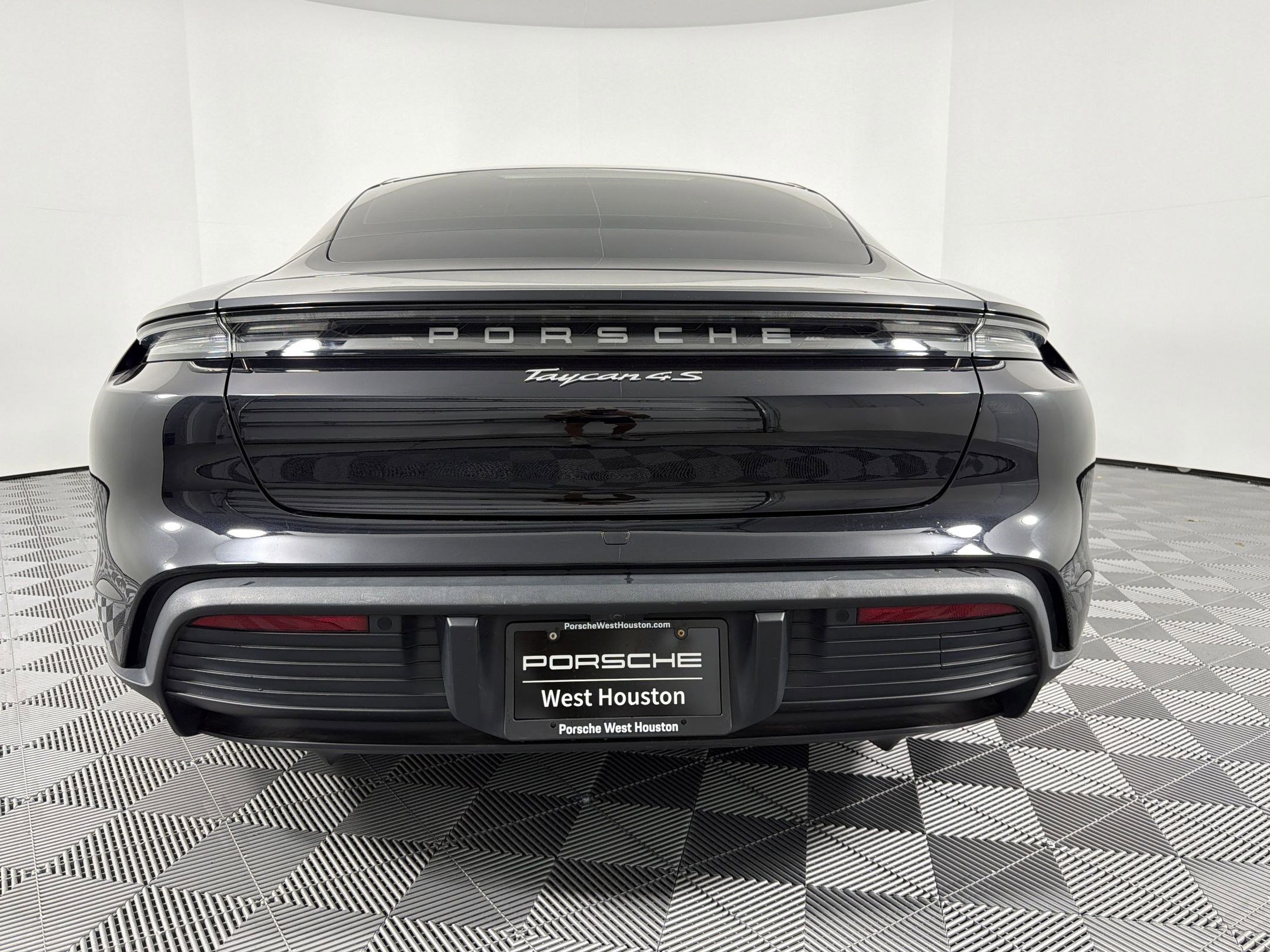 Certified 2021 Porsche Taycan 4S AWD/4WD image 8