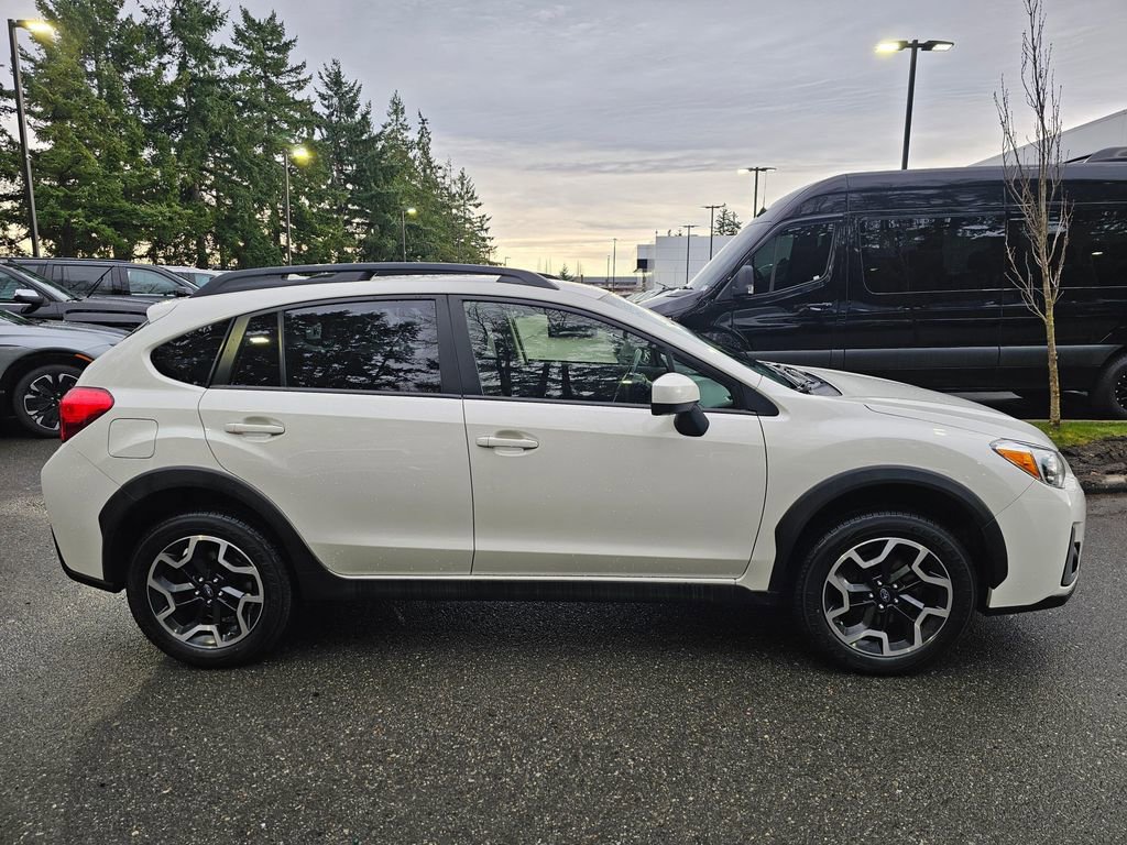 Used 2017 Subaru Crosstrek 2.0i Premium image 6