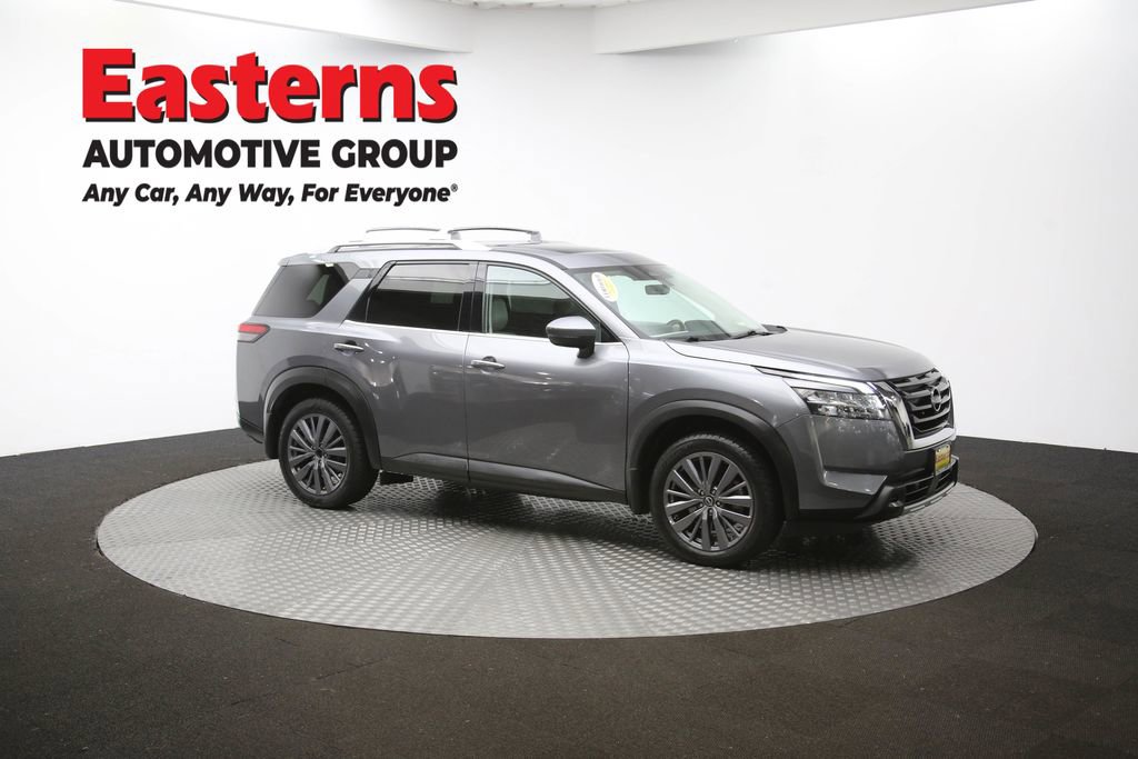 Used 2023 Nissan Pathfinder SL w/ SL Premium Package image 48