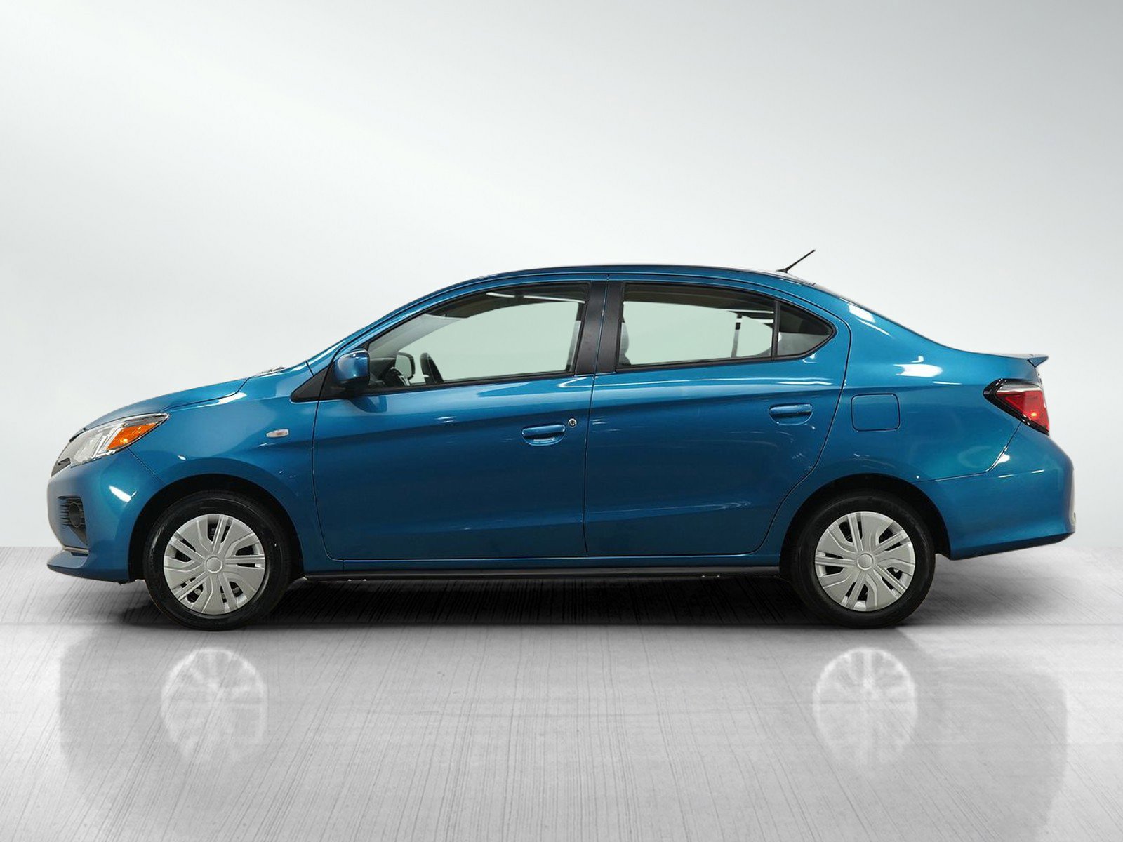 Used 2021 Mitsubishi Mirage G4 ES image 2