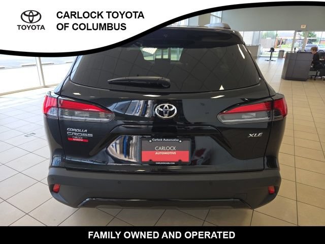 Used 2026 Toyota Corolla Cross XLE w/ Convenience Package FWD image 9