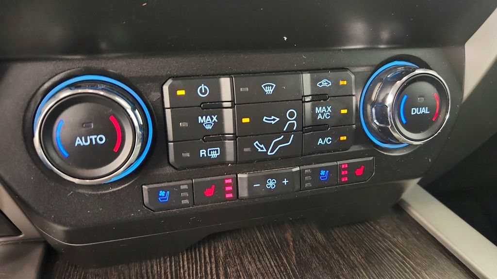 Used 2020 Ford F250 Lariat AWD/4WD image 21