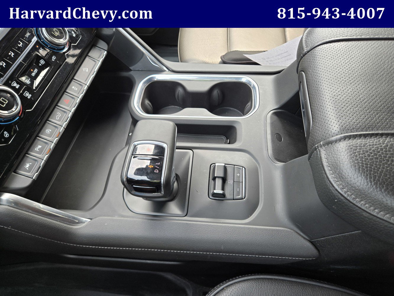 Used 2025 GMC Sierra 1500 Denali AWD/4WD image 9