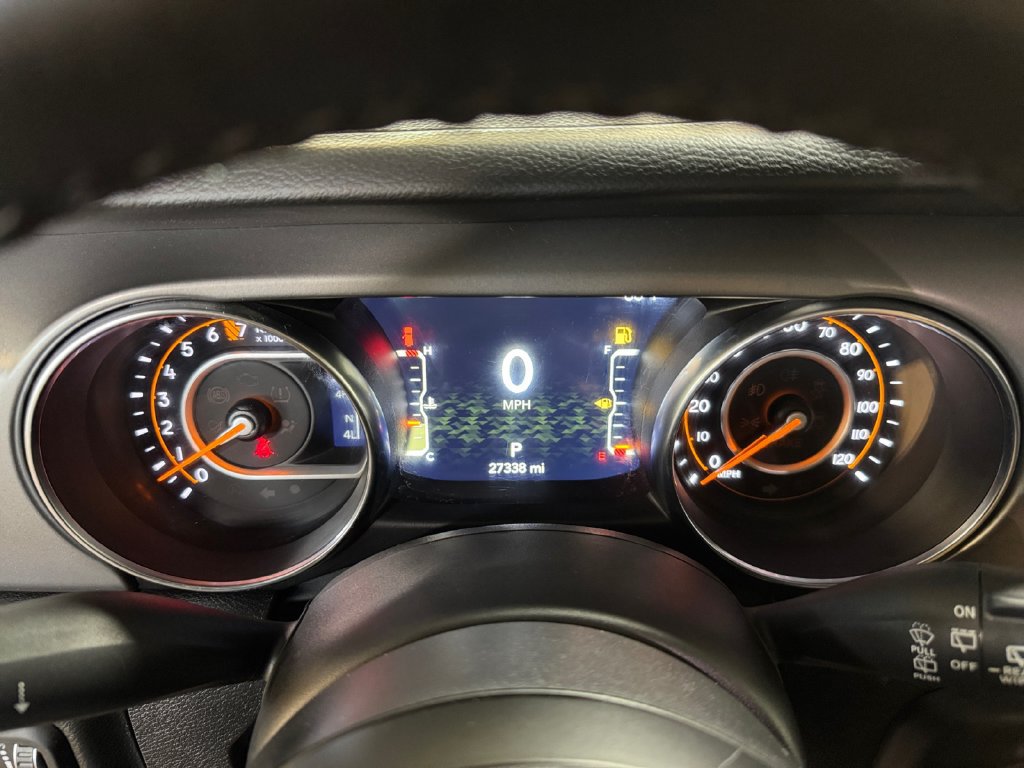 Used 2022 Jeep Wrangler Sport AWD/4WD image 16