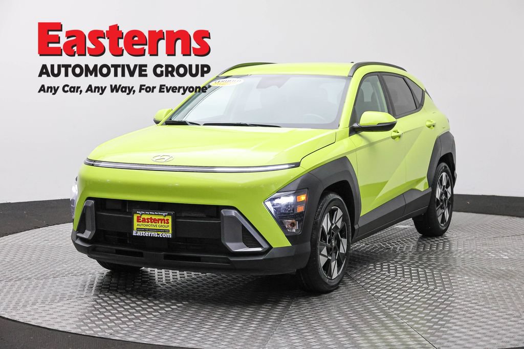 Used 2024 Hyundai Kona SEL FWD image 1