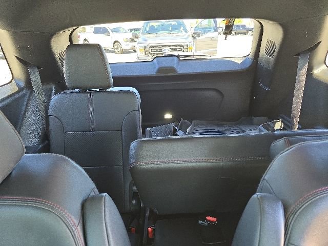 Used 2023 Chevrolet Traverse RS w/ LPO, Floor Liner Package AWD/4WD image 16