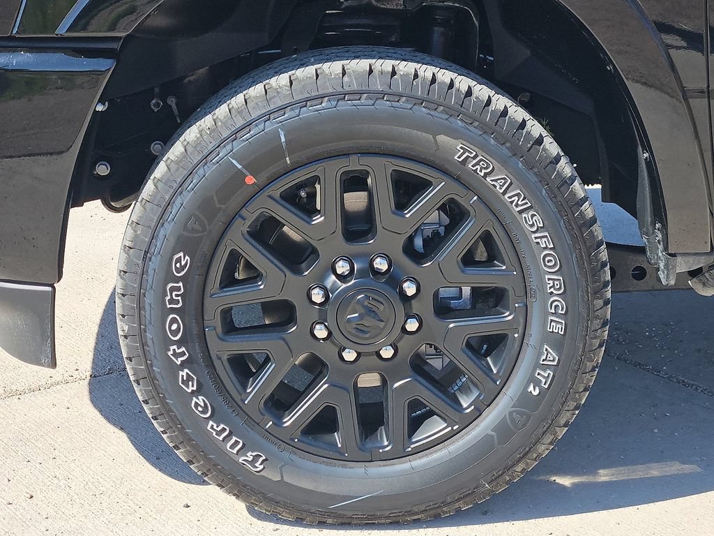 New 2026 RAM 2500 Limited AWD/4WD image 9