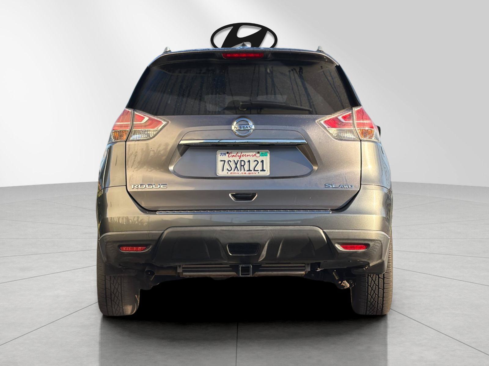 Used 2016 Nissan Rogue SL w/ SL Premium Package AWD/4WD image 4