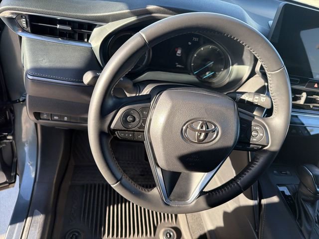 Certified 2024 Toyota Venza XLE image 16