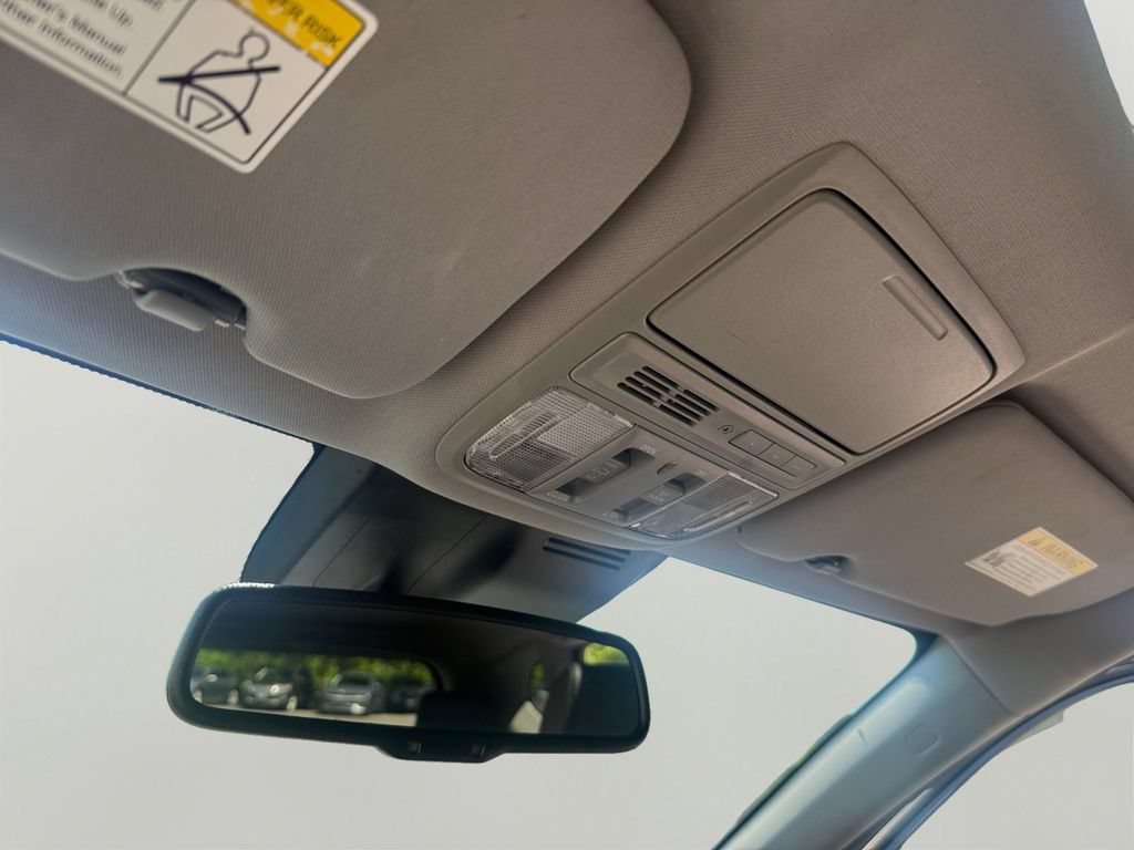 Used 2020 Honda CR-V Touring image 21