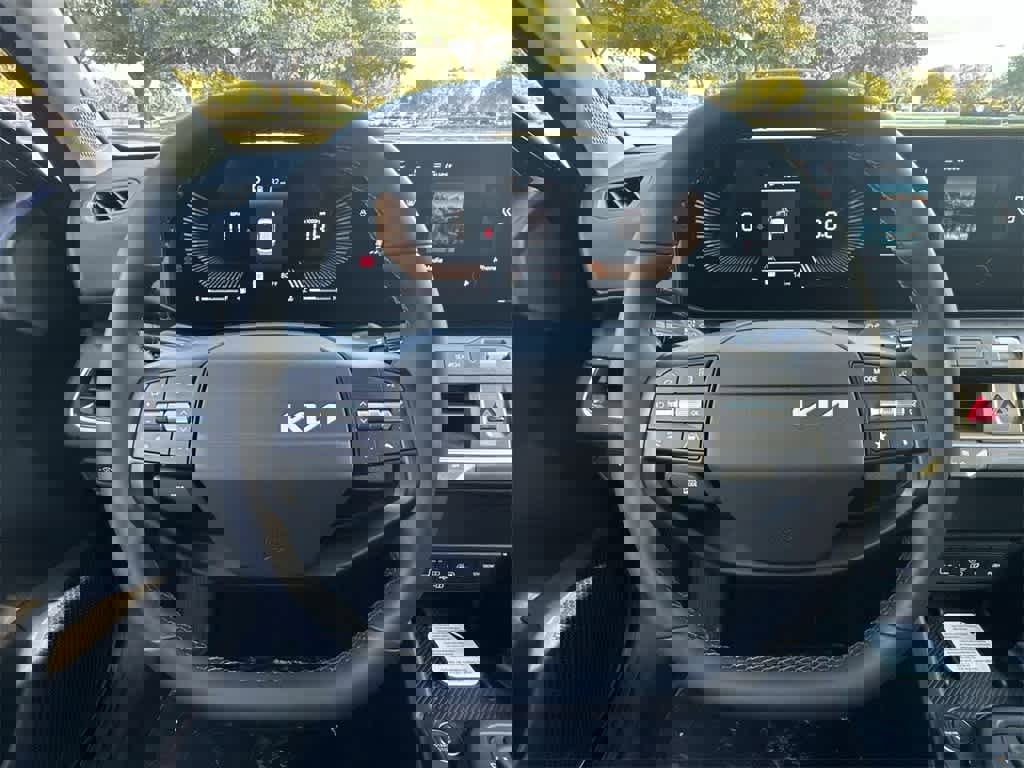 New 2026 Kia K4 EX image 15