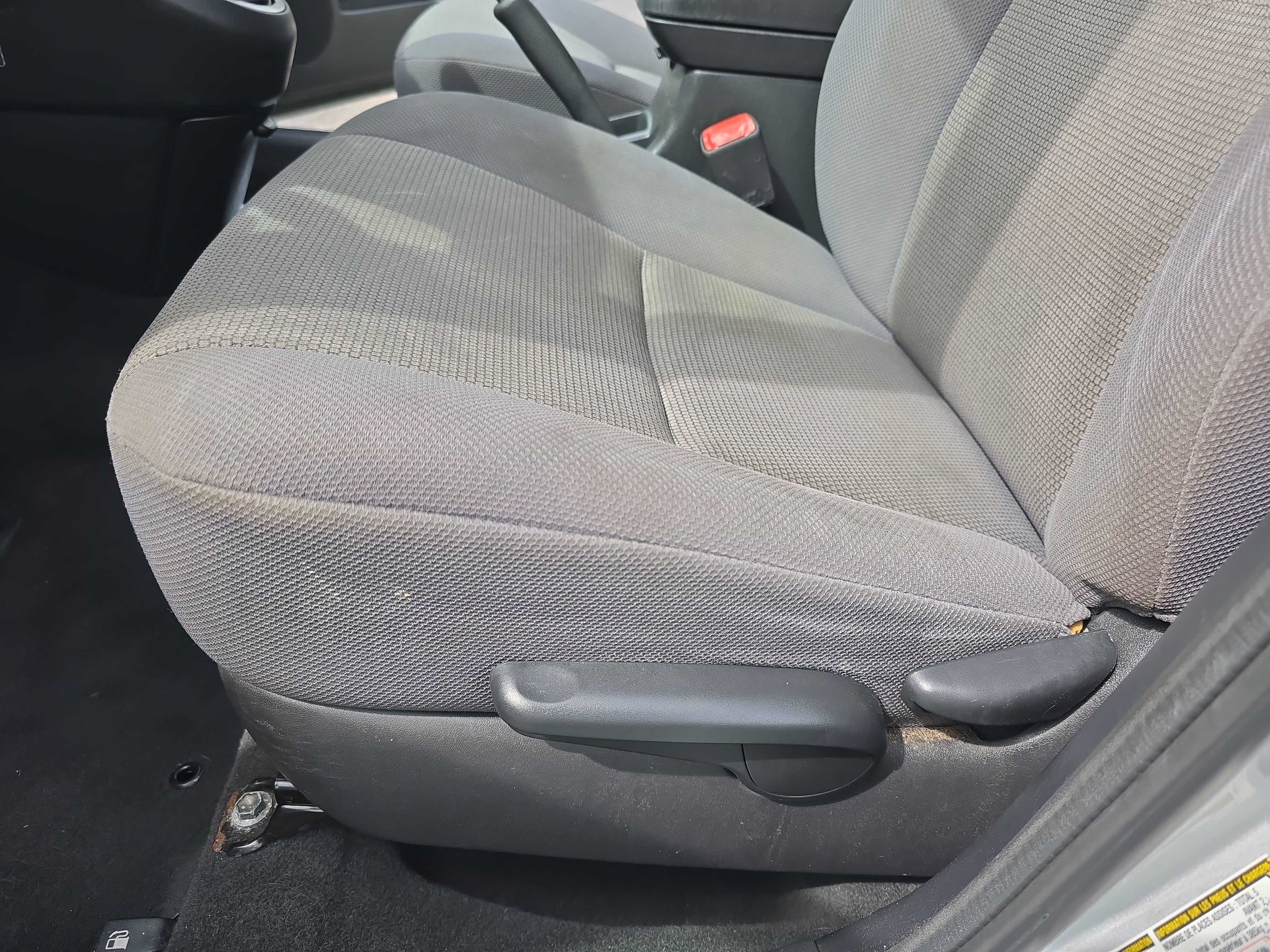 Used 2007 Toyota Matrix image 28