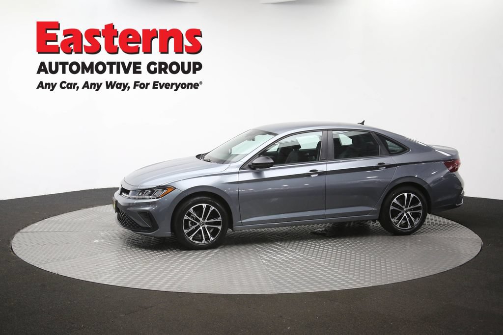 Used 2025 Volkswagen Jetta Sport FWD image 58