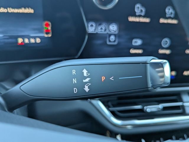 New 2026 Chevrolet Equinox EV LT w/ Comfort Package image 23