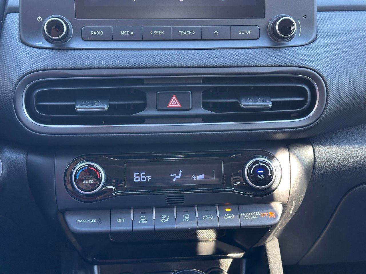 Used 2022 Hyundai Kona SEL w/ Convenience Package image 30