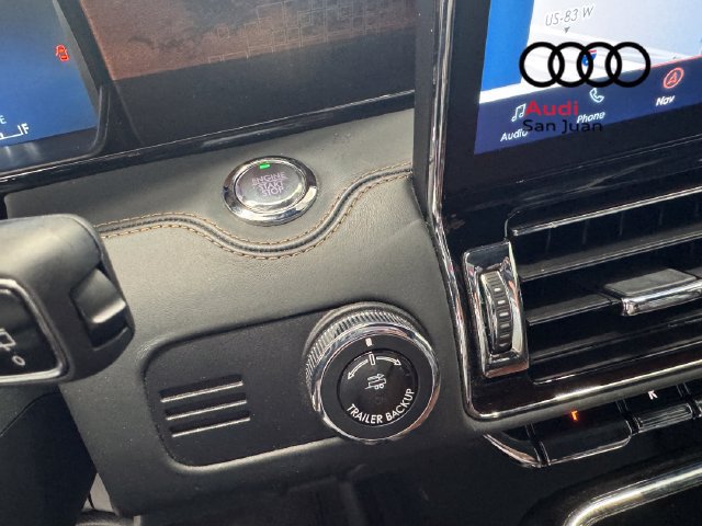 Used 2024 Lincoln Navigator L Black Label AWD/4WD image 34