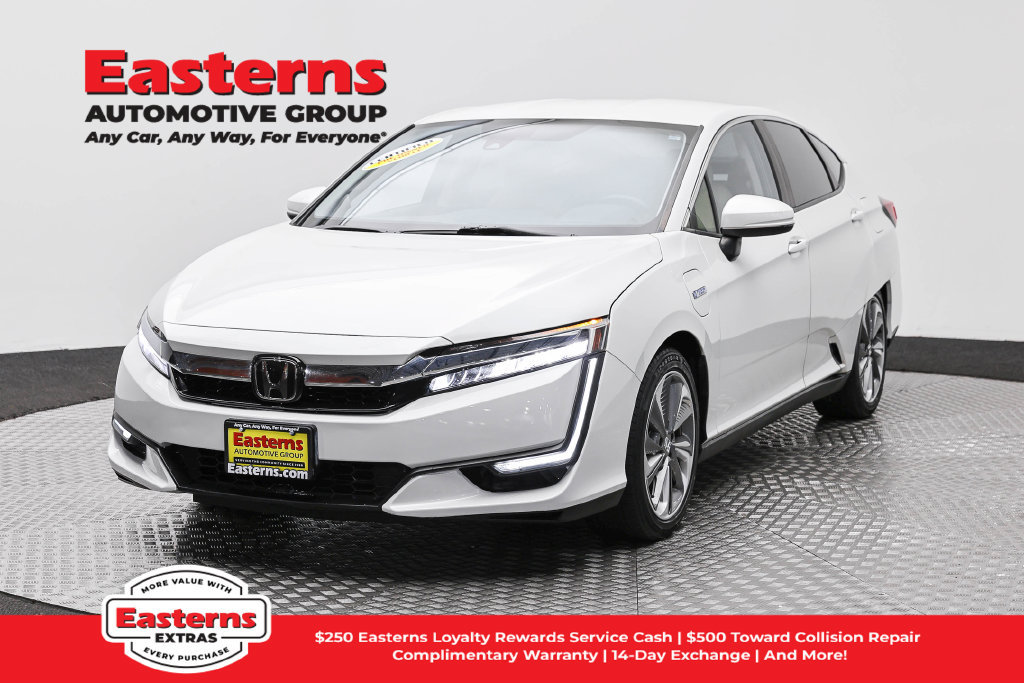 Used 2018 Honda Clarity Touring image 1
