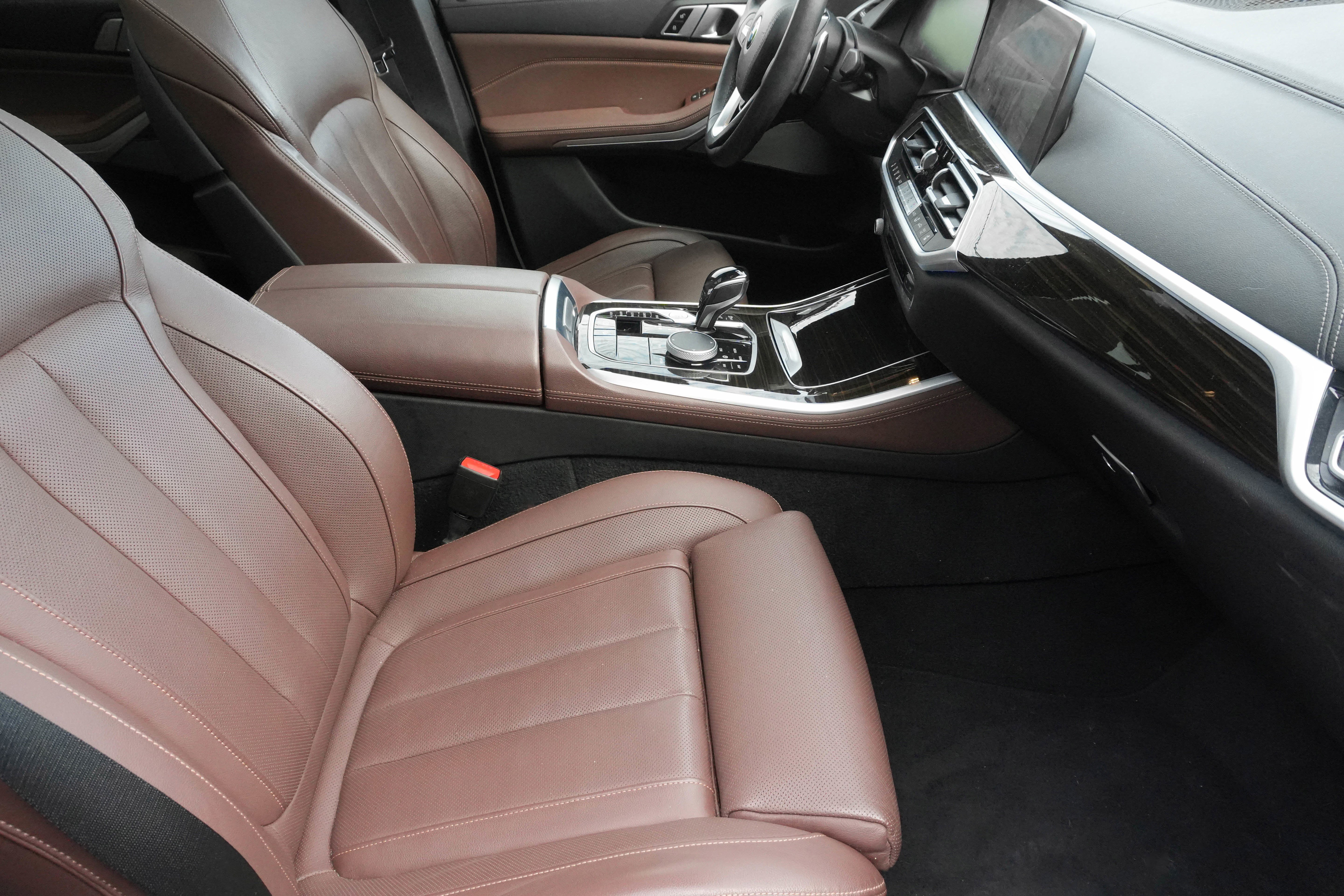 Used 2020 BMW X5 xDrive40i w/ Executive Package image 13