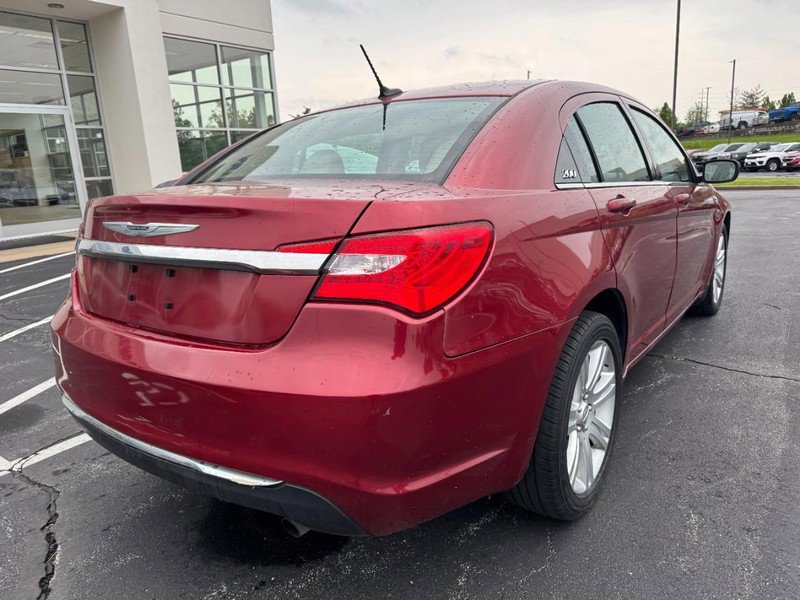 Used 2014 Chrysler 200 Touring FWD video 3