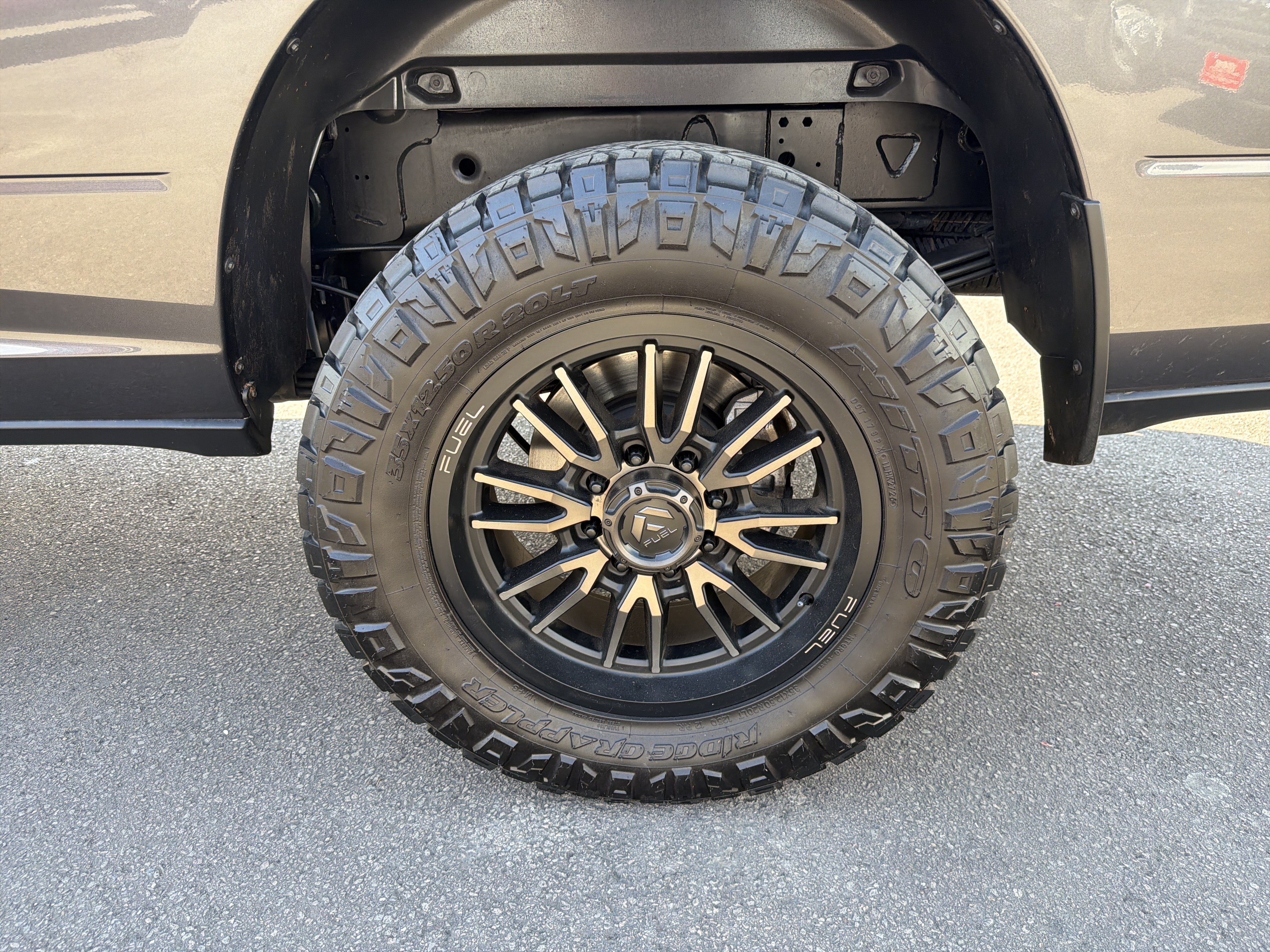 New 2026 RAM 3500 Laramie AWD/4WD image 25