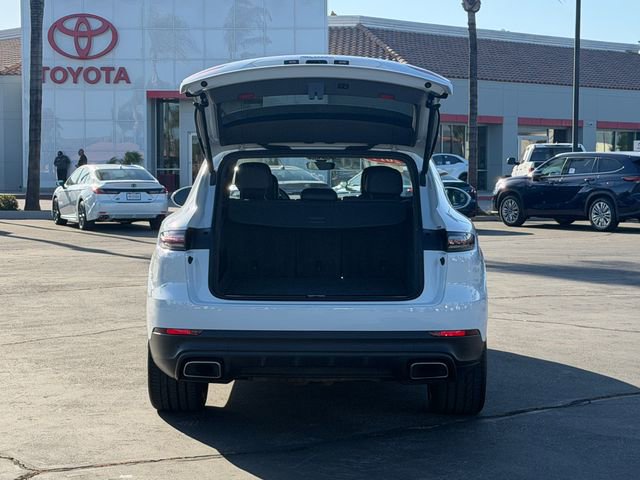 Used 2019 Porsche Cayenne AWD/4WD image 6