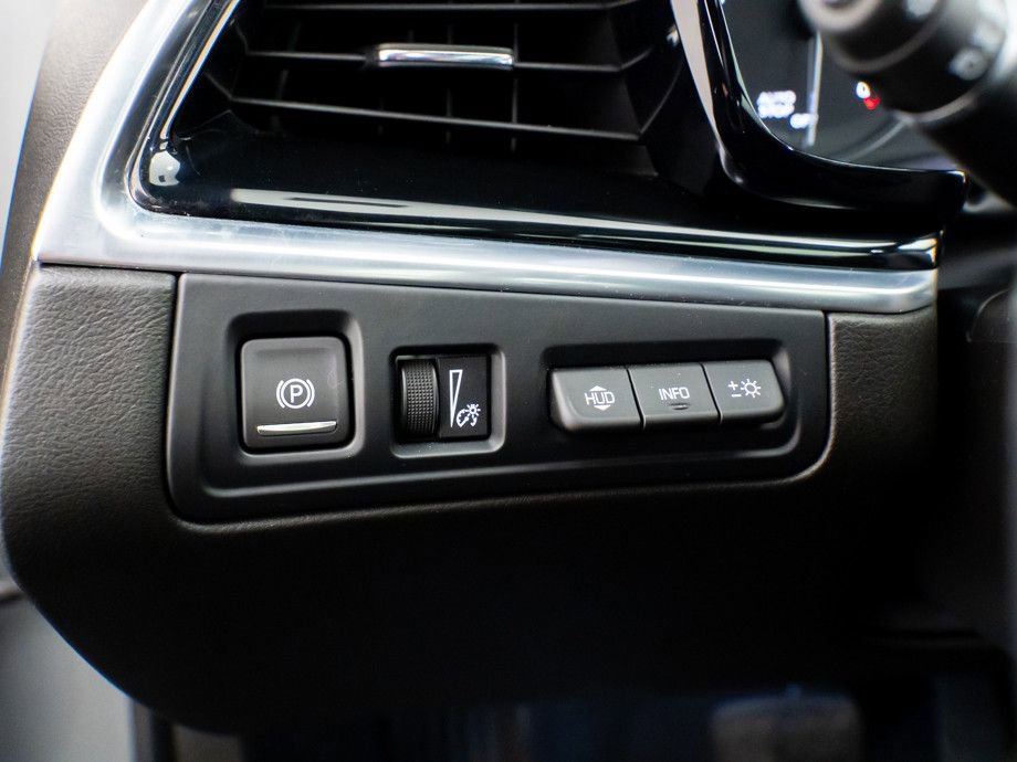 Certified 2023 Cadillac XT6 Premium Luxury w/ Technology Package image 25