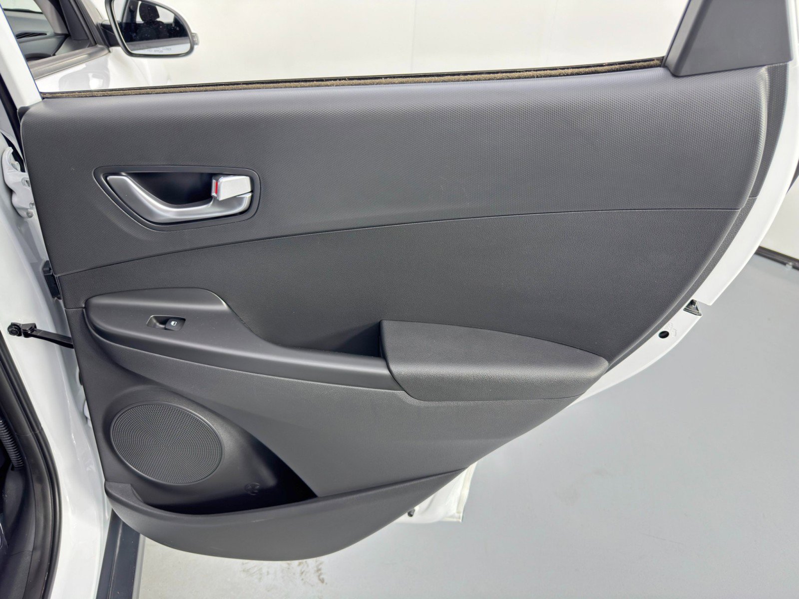 Used 2022 Hyundai Kona SEL w/ Convenience Package FWD image 40