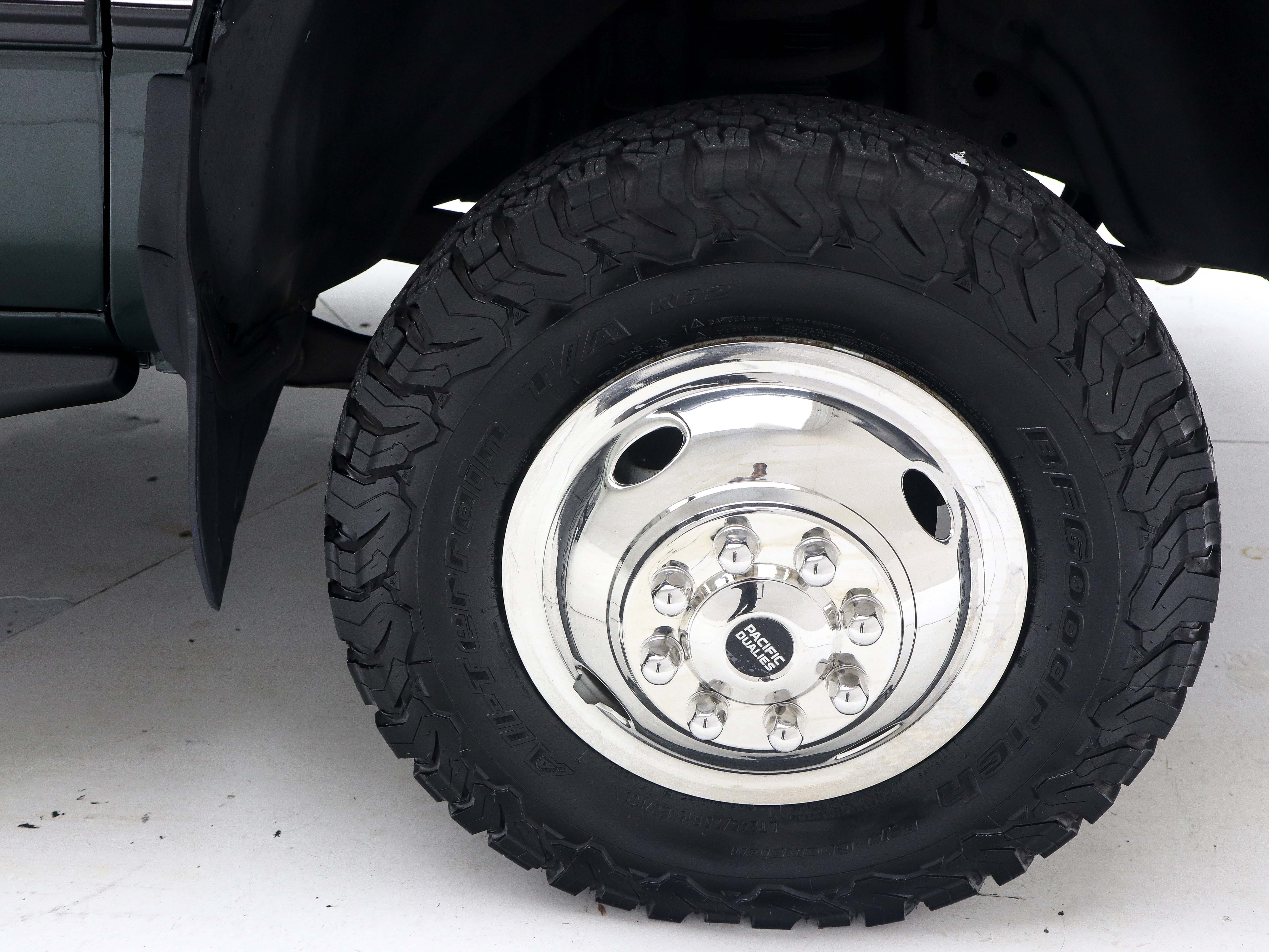 Used 1997 Dodge Ram 2500 Truck 4x4 Club Cab image 25