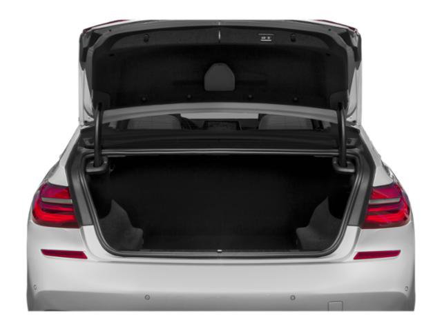 Used 2019 BMW M760i xDrive w/ Luxury Rear Seating Package AWD/4WD image 15