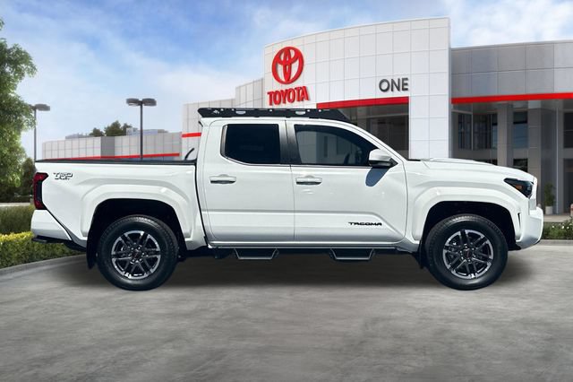 Certified 2024 Toyota Tacoma TRD Sport AWD/4WD image 3