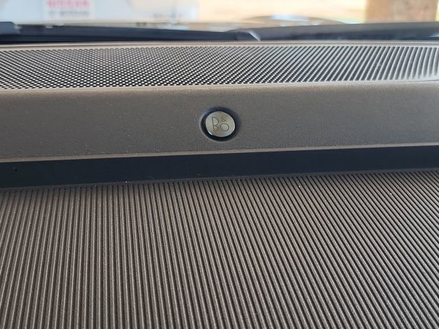 Used 2024 Ford Expedition Limited image 29