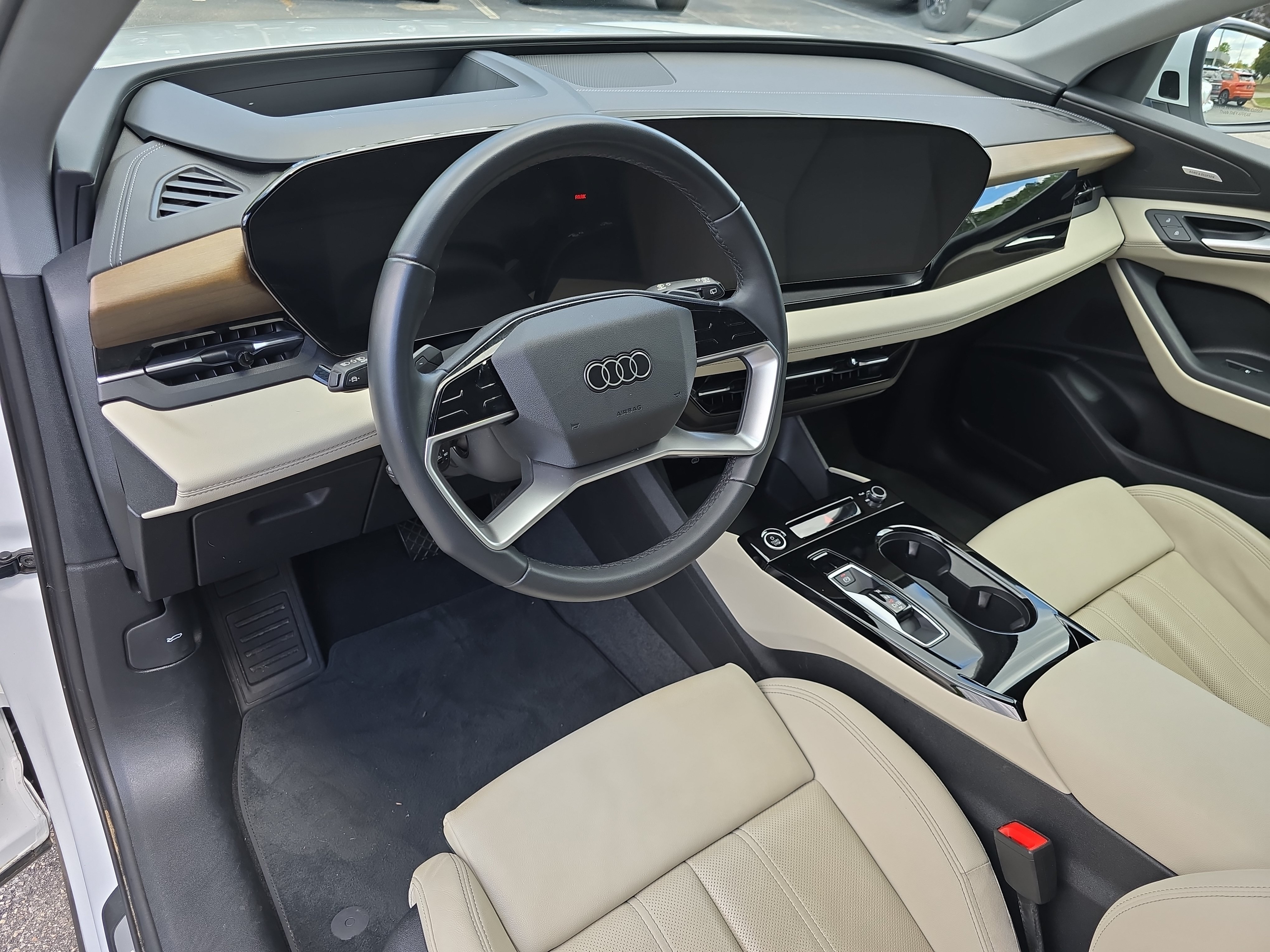 Used 2025 Audi Q6 e-tron Premium Plus AWD/4WD image 16