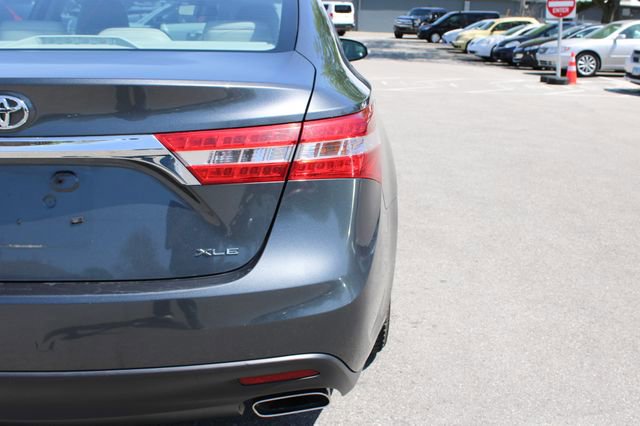 Used 2013 Toyota Avalon XLE FWD image 43