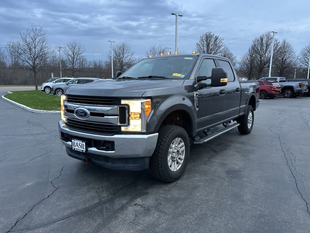Used 2017 Ford F250 XL w/ STX Appearance Package image 4
