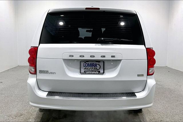 Used 2017 Dodge Grand Caravan SE w/ UConnect Hands-Free Group image 6